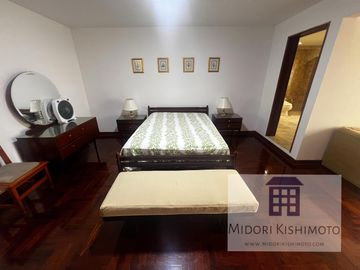 Depa 2do piso de residencia en Corpac