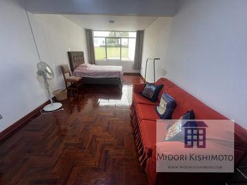 Depa 2do piso de residencia en Corpac