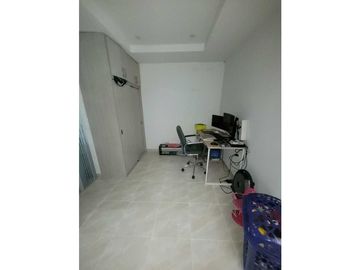 Vendo casa medianera en el conjunto residencial la colina en Tuluá val