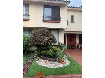 Casa para venta en el sur de cali barrio quintas de don simon unidad