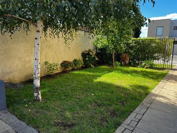 Casa en Venta en jardin del este 2470
