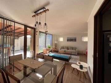 Casa en Venta en jardin del este 2470