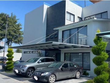 Casa Venta Residencial Ibiza Metepec 3 pisos