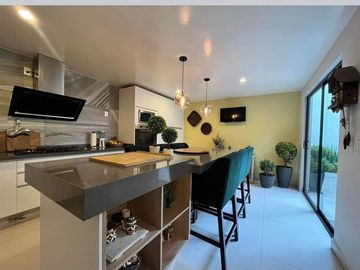 Casa Venta Residencial Ibiza Metepec 3 pisos