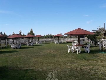 Casa en Venta en CASA DE CAMPO A 3,7 km CAMINO DUAO, SOLO PAGO AL CONTADO!