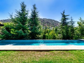 Excelente casa mediterránea Golf de Manquehue, cercana a  Colegio Everest
