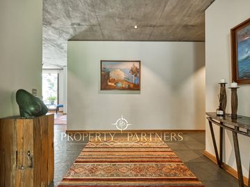 Excelente casa mediterránea Golf de Manquehue, cercana a  Colegio Everest