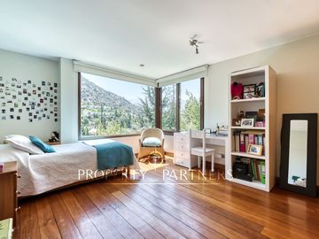Excelente casa mediterránea Golf de Manquehue, cercana a  Colegio Everest