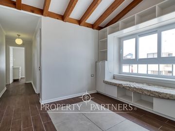Casa en venta en Jardines del Sur, 4 habitaciones.