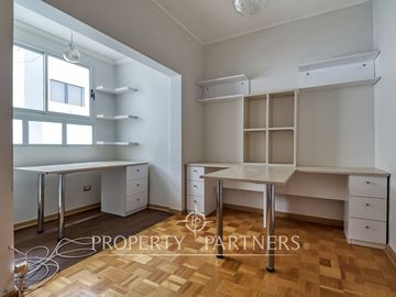 Casa en venta en Jardines del Sur, 4 habitaciones.