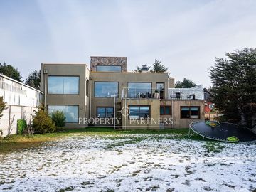 Hermosa casa con vista al Estrecho