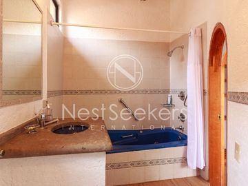 CASA EN CONDOMINIO, VISTA Y ACCESO AL LAGO