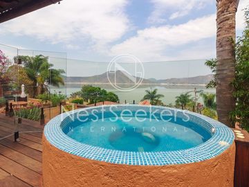CASA EN CONDOMINIO, VISTA Y ACCESO AL LAGO