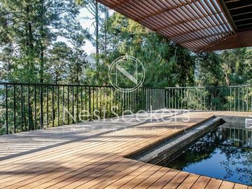 Villa en el bosque en preventa