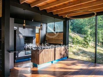 Villa en el bosque en preventa