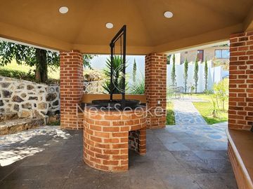 CASA DE CAMPO EN VENTA EN VALLE DE BRAVO, PIPIOLTEPEC