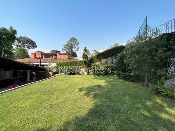 Casa en venta en excelente condominio en Avandaro
