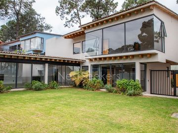 CASA EN VENTA EN AVANDARO