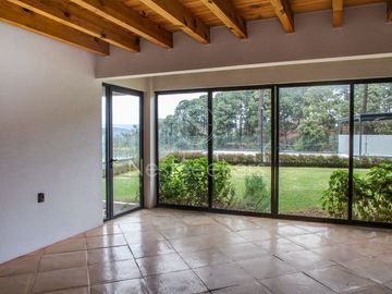 CASA EN VENTA EN AVANDARO