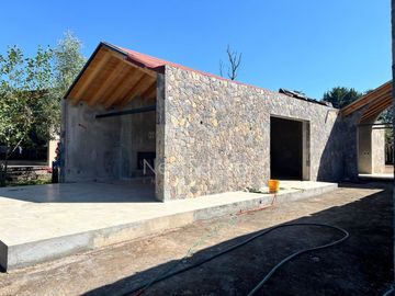 Casa en Condominio en Venta en San Simón El Alto, Valle de Bravo