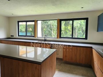 CASA NUEVA EN VENTA EN ACATITLAN, VALLE DE BRAVO