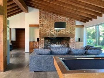 Casa en venta en Fairway del Club de Golf Avanadaro