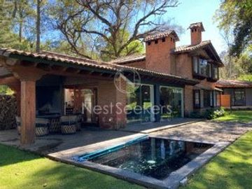 Casa en venta en Fairway del Club de Golf Avanadaro