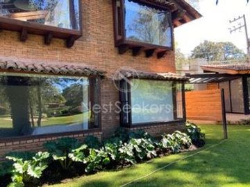 Casa en venta en Fairway del Club de Golf Avanadaro