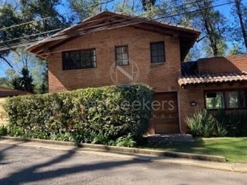 Casa en venta en Fairway del Club de Golf Avanadaro