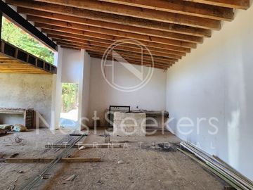 CASA NUEVA EN VENTA A UNOS MINUTOS DE AVANDARO