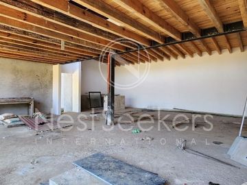 CASA NUEVA EN VENTA A UNOS MINUTOS DE AVANDARO