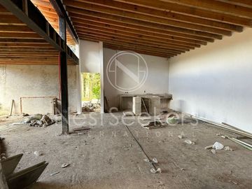 CASA NUEVA EN VENTA A UNOS MINUTOS DE AVANDARO