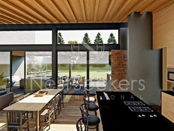CASA NUEVA EN VENTA A UNOS MINUTOS DE AVANDARO