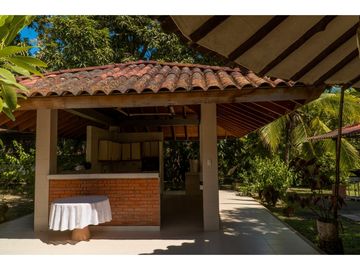 ACSI 947 Venta de casa campestre en Carmen de Apicala