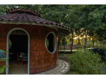ACSI 947 Venta de casa campestre en Carmen de Apicala