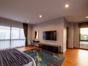 5 Bedroom Villa for sale at Palm Springs Privato