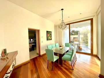 CASA MEDITERRÁNEA 4 DORM + ESCRITORIO + SERVICIO LOS BOSQUES