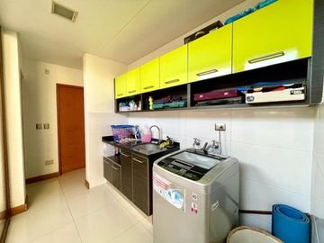 CASA MEDITERRÁNEA 4 DORM + ESCRITORIO + SERVICIO LOS BOSQUES