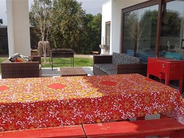 VENTA CASA POLO MANQUEHUE PIEDRA ROJA 4 DORMITORIOS + OFICIN