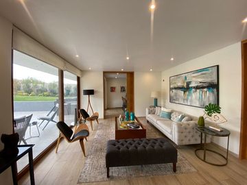 VENTA ESPECTACULAR CASA PIEDRA ROJA NO PERIMETRAL 5DORMITORI