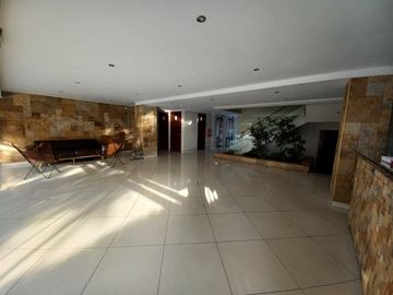 SE VENDE MODERNO DEPTO 1D 1B CERCANO AL ALTO LAS CONDES
