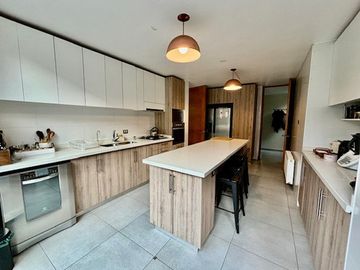 MODERNA CASA 4 DORM, LA RESERVA