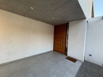 MODERNA CASA 4 DORM, LA RESERVA