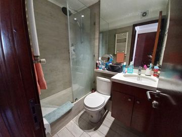 SE VENDE CÓMODO Y FUNCIONAL DEPTO 2D CERCANO ALTO LAS CONDES