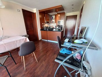 SE VENDE CÓMODO Y FUNCIONAL DEPTO 2D CERCANO ALTO LAS CONDES