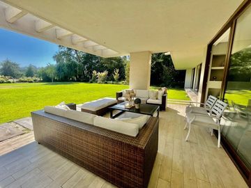 CLUB DE GOLF BRISAS DE CHICUREO A ORILLA DE CANCHA