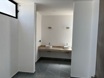 CASA EN VENTA EN PRIVADA CON AMENIDADES EN CHOLUL, MÉRIDA