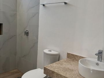 CASA EN VENTA EN PRIVADA CON AMENIDADES EN CHOLUL, MÉRIDA