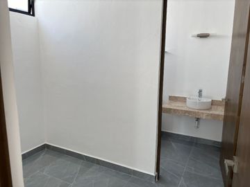 CASA EN VENTA EN PRIVADA CON AMENIDADES EN CHOLUL, MÉRIDA