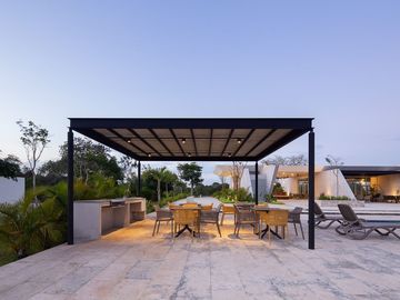EN VENTA CASA EN PRIVADA RESIDENCIAL BLANCA, MÉRIDA